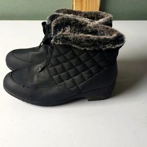 Winter Boot. Used twice. Needs a new home .